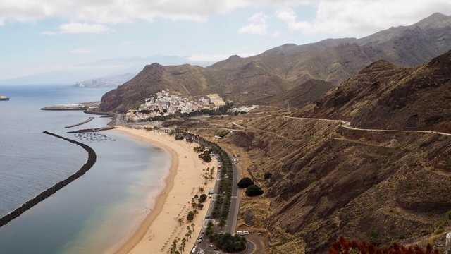 playa-de-las-teresitas-2